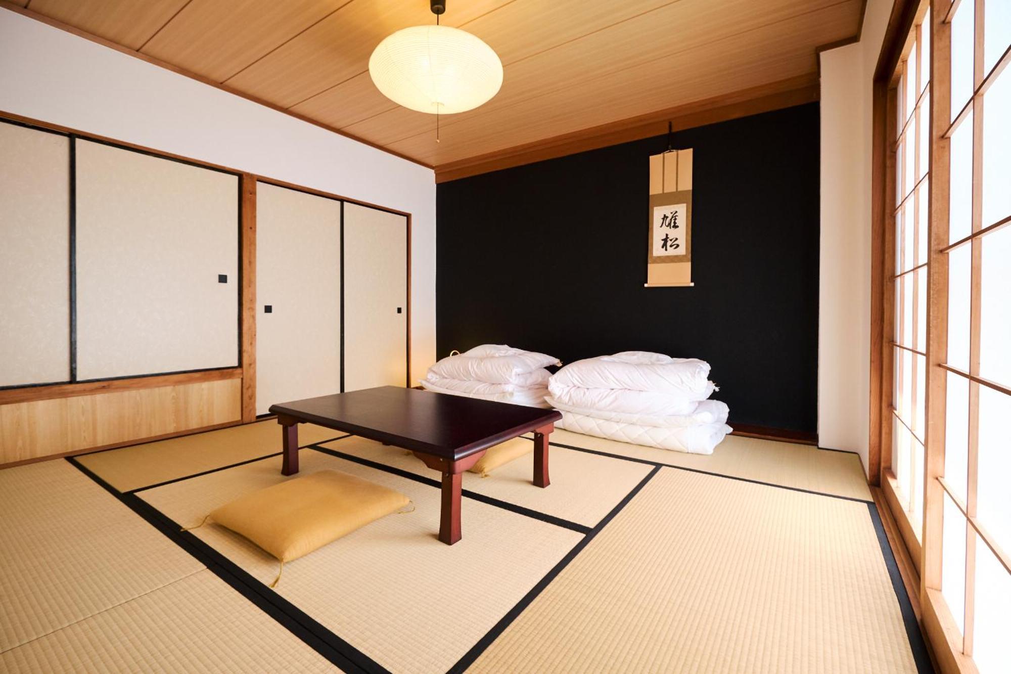 J-Hoppers Lake Biwa Guesthouse Ócu Pokoj fotografie