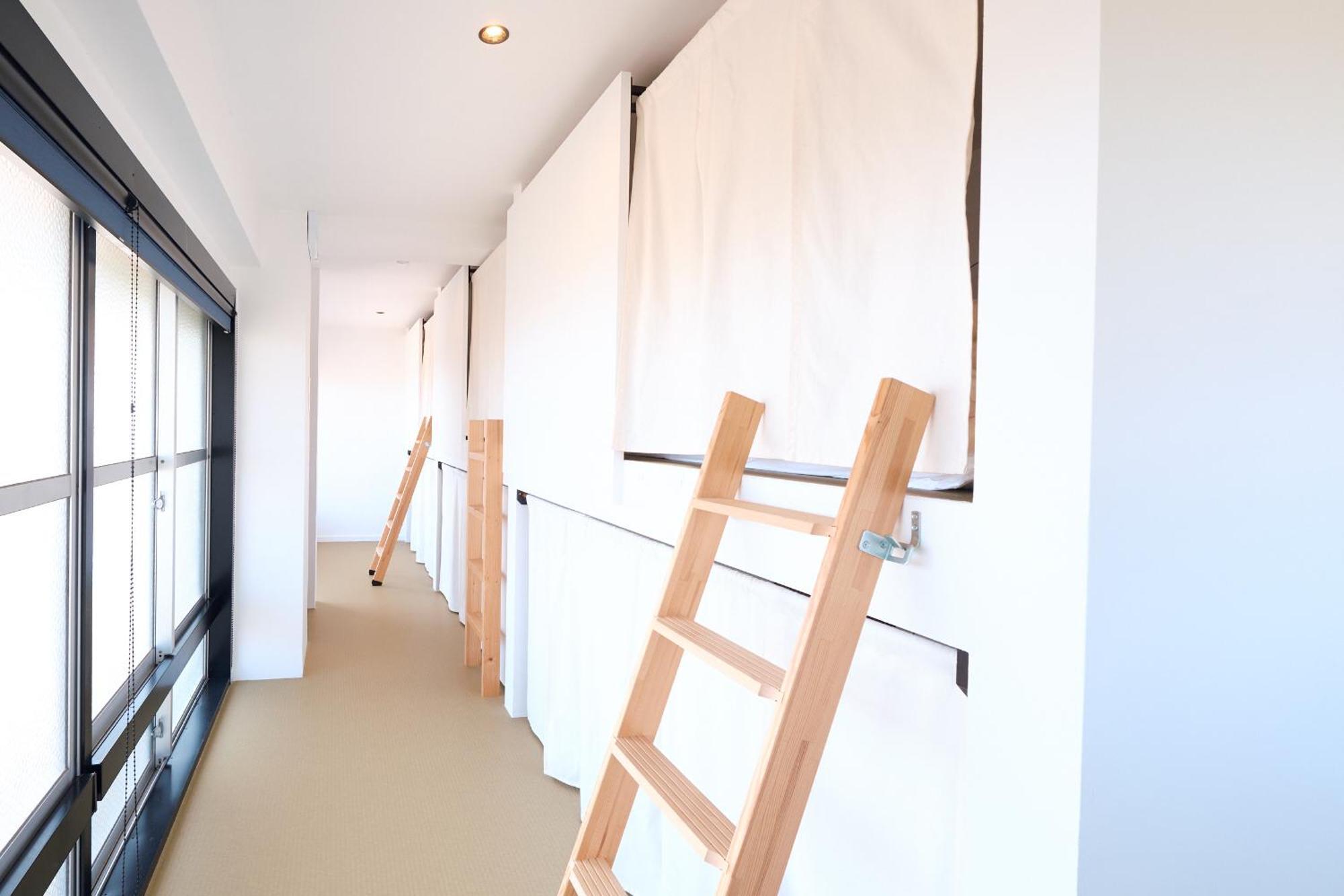 J-Hoppers Lake Biwa Guesthouse Ócu Pokoj fotografie